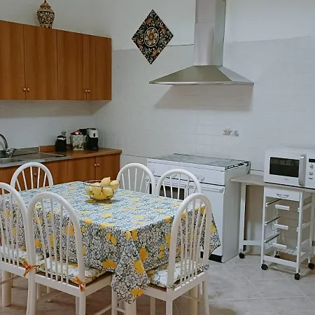 Alba Apartment *